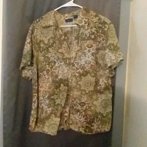 Green patterned button up tee shirt